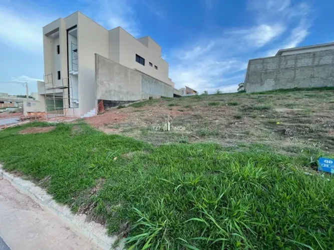 Jardins Porto - Lote com 300,00 m²- Quitado e Registrado R$ 265.000,00 Qd - K