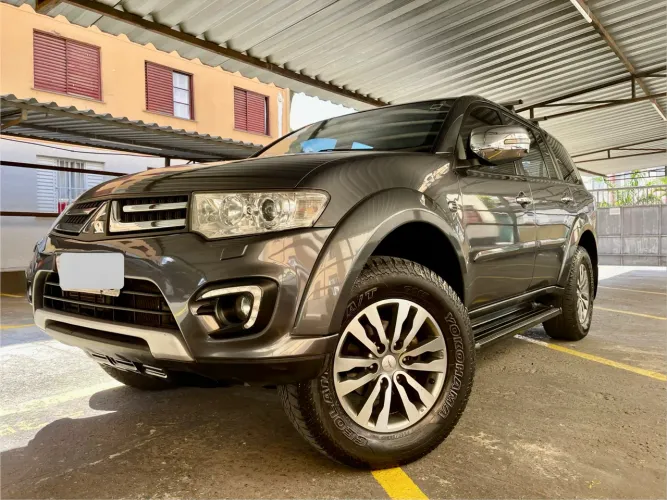 Mitsubishi Pajero HPE 3.2 4X4 T.i. Dies. 5P Aut. 2018