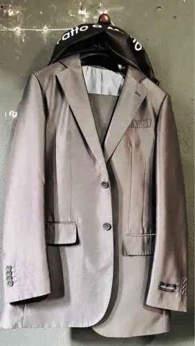 Terno Masculino Cinza Fatto a Mano - Tamanho 44