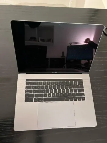 MacBook Pro 15'' A1707 (Late 2017) Touch Bar - i7 2.9GHz, 16GB RAM, 500GB SSD