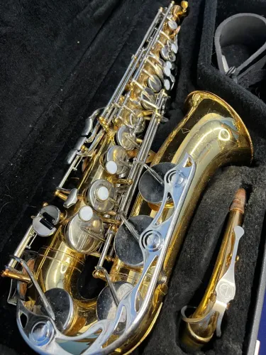 Saxofone Alto Vito Leblanc mi bemol