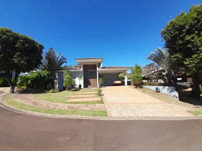 Casa com 3 suítes, piscina e ambientes amplos  Condomínio Quinta dos Oitis, Araraquara/SP