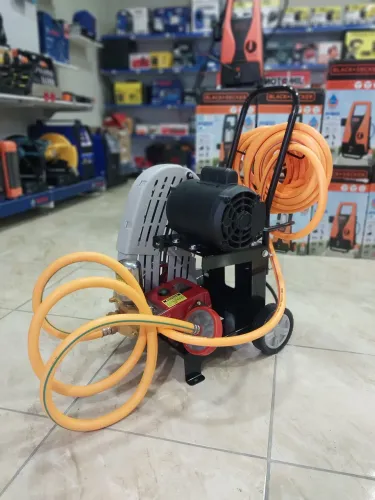 Lavadora profissional para Lavajato 1cv e 350Psi com 10m de mangueira Eletroplas(Loja)