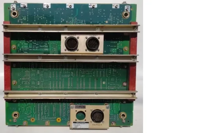 painel de controle de motor BAE SYSTEMS 17FM664F1