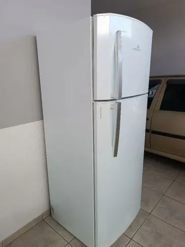 Geladeira frost free continental 