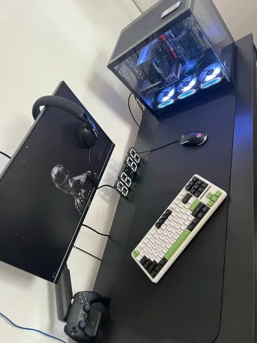 Vendo Pc gamer com 1 semana de uso, super novo com todas as embalagens e garantia