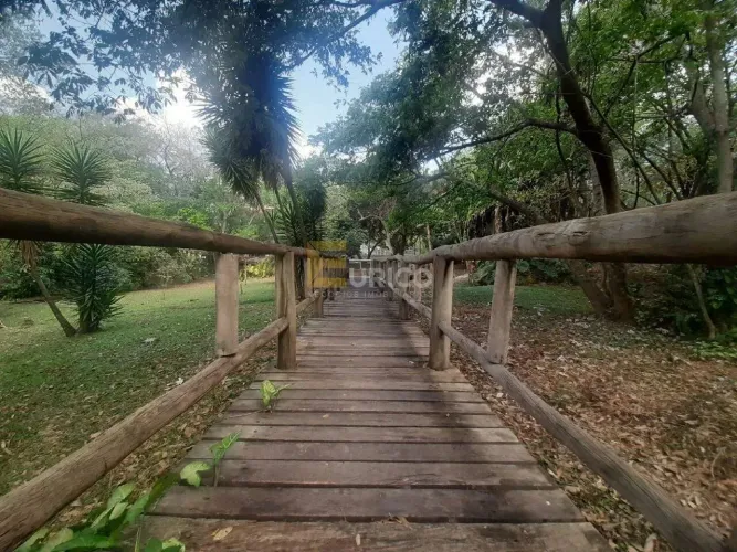 TERRENO A VENDA NO CONDOMINIO CHACARAS DO LAGO EM VINHEDO SP