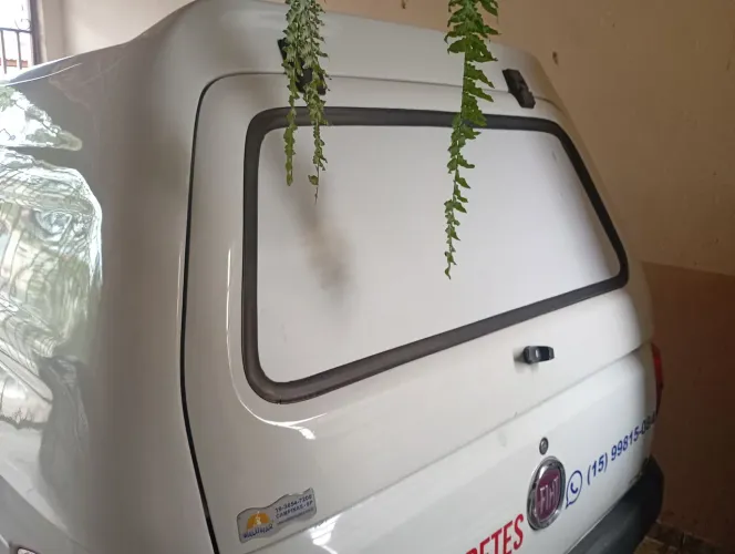 Capota de fibra Fiat Strada