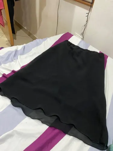 Saia preta forrada