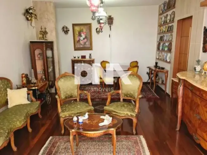 Apartamento : Padrão / Residencial / Jardim Botânico
