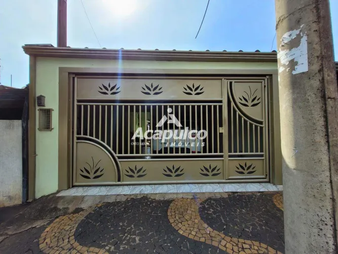 Casa à venda com 03 quartos no Parque Planalto em Santa Bárbara d'Oeste/SP