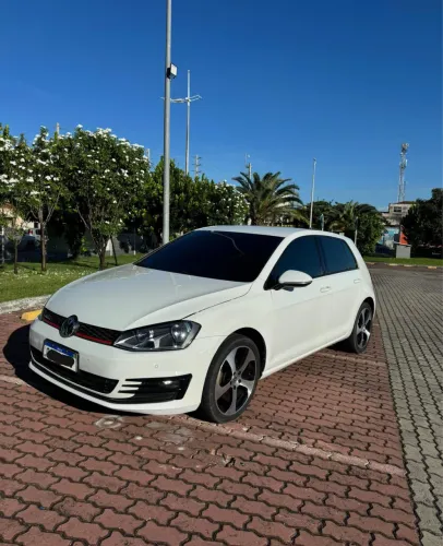 Volkswagen Golf Comfortline 1.0 TSI Total Flex Mec. 2017