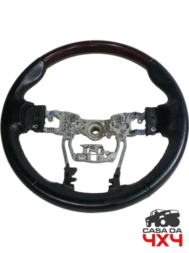 Volante Sw4 2.8 2020 Detalhe Preto E Marrom