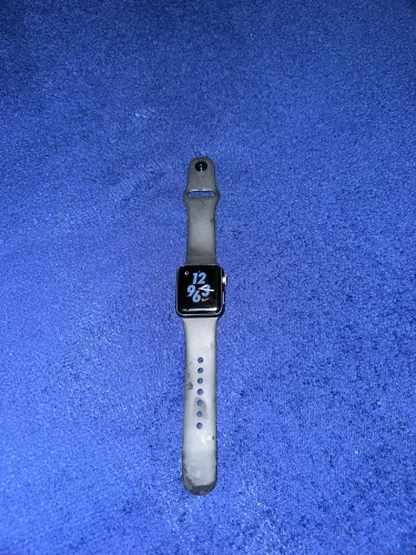 APPLE WATCH SÉRIE 3 NIKE 38mm