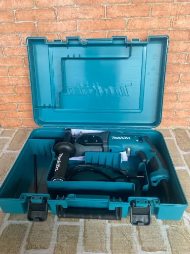 Martelete rotativo e rompedor 800W Makita - com garantia