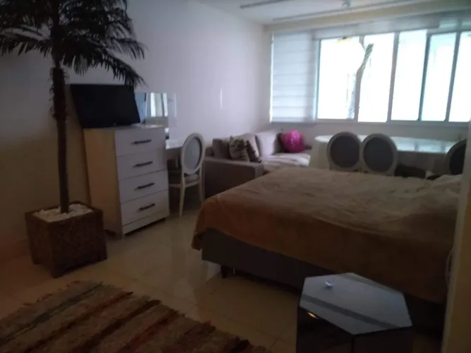 Quarto grande na praia só para mulheres!