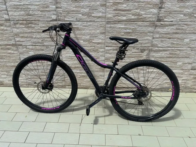Bicicleta OGGI Float feminina Aro 29