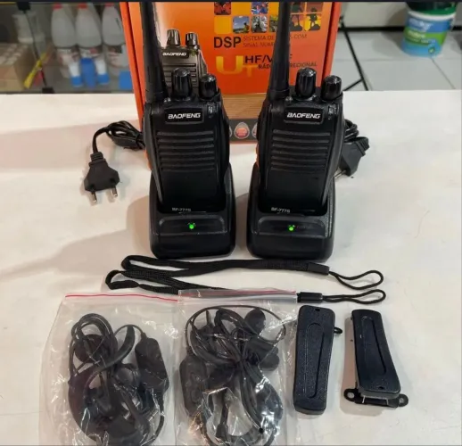 Par de rádios HT Baofeng BF-777S - Novos