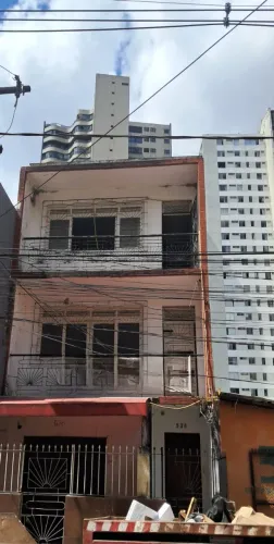 Vendo para fins (Comercial/Residencial) Ó de Almeida com Presidente Vargas, Belém/Pa.