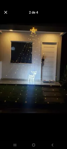 Linda iluminação natalina com uma estrela na ponta !!!
