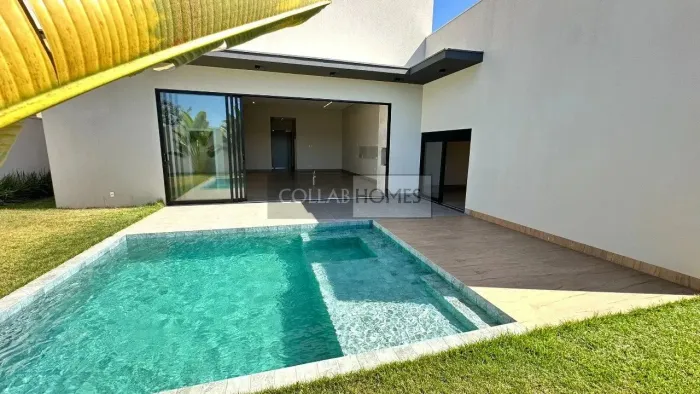 Casa de Luxo em Condomínio na Cidade Jardim - Sorriso-MT: 3 Quartos, 3 Suítes, 2 Salas, 1 