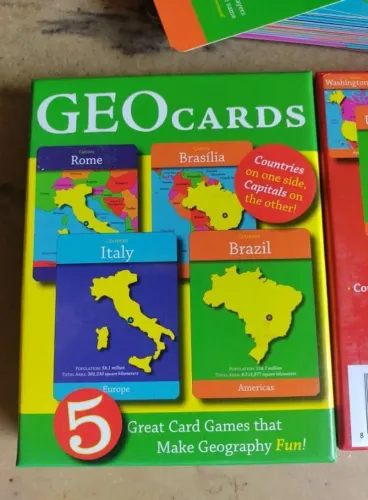 GeoCards - Jogo de Cartas Geografia 50 Cartas Grandes