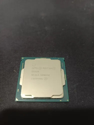 Intel Pentium Gold G5420 Original De 2 Núcleos E 4 Polegadas