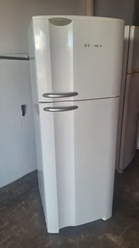 GELADEIRA ELECTROLUX DUPLEX FROST FREE CONSERVADA (COM A GAVETA)