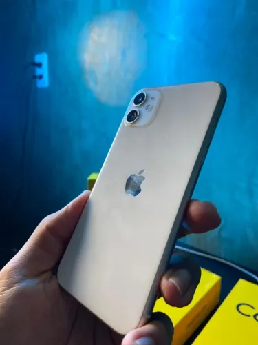 Iphone 11 - Poucas marcas de uso 