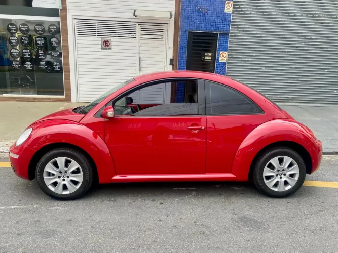 Volkswagen New Beetle 2.0 MI Mec./aut. 2009