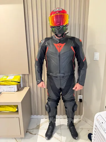 Macacão Avro d2 Dainese n58.