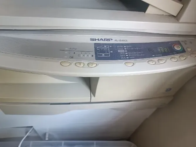 Copiadora antiga Sharp AL1540CS