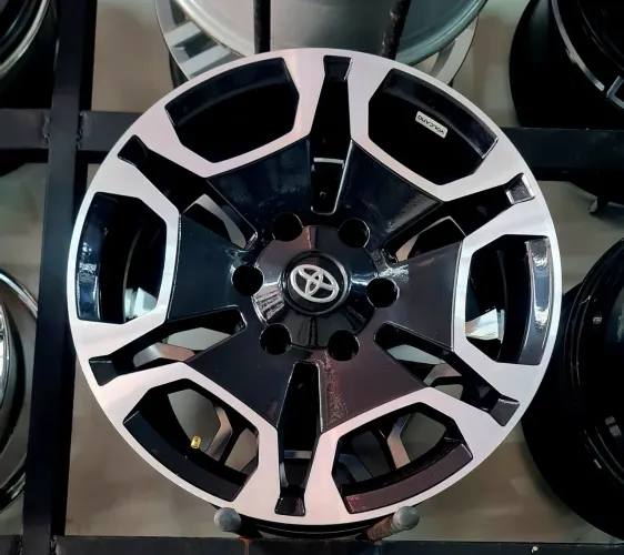 Roda Hilux Aro 18