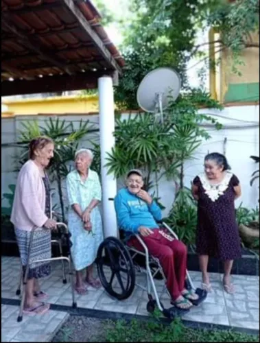 Lar Cantinho dos Idosos