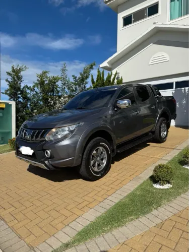 L200 Triton HPE Turbodiesel troca