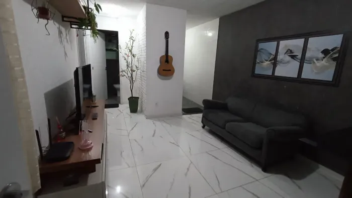 Realiza Imóveis - VENDO ÓTIMO APARTAMENTO NO CONDOMÍNIO VIVA A VIDA ALEGRIA - BELFORD ROXO