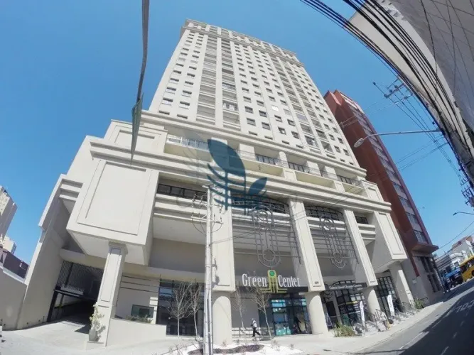 Apartamento com 01 quarto semimobiliado no Centro de Curitiba