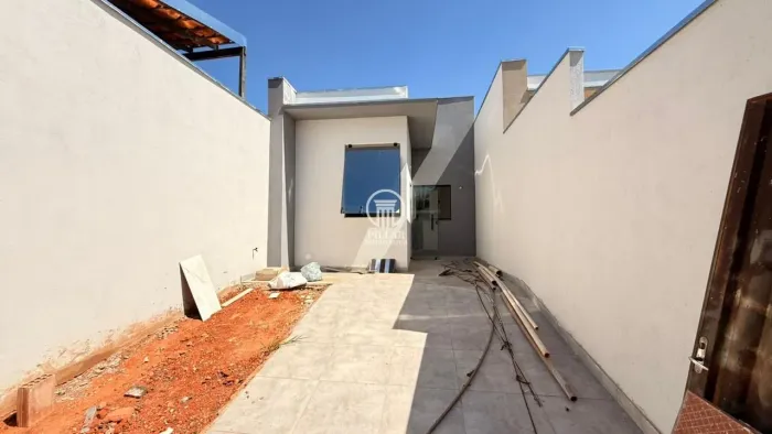 CASA DISPONÍVEL PARA VENDA NO BAIRRO CARMELO- MONTES CLAROS/MG