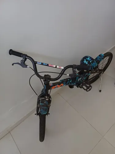 Bicicleta Infantil / Juvenil Camuflada Azul - Aro 20