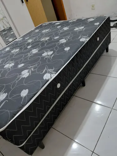 Cama box casal