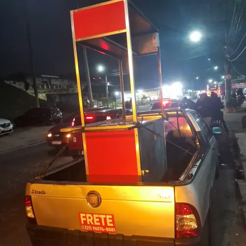 Fretes e mudanças. Zap *