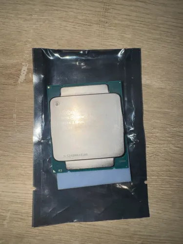 Intel Xeon E5-2650 V3 (10/20T) X99