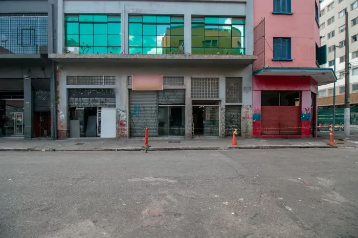 Loja na Rua dos Gusmões, 96  400 m²