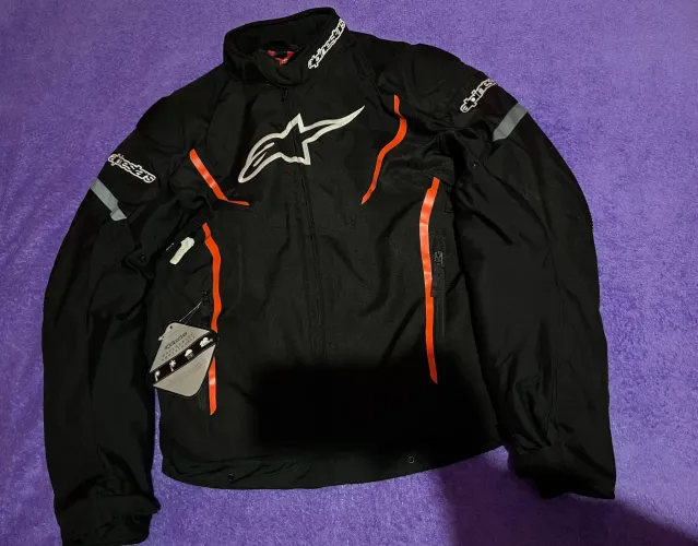 Jaqueta alpinestars, com etiqueta, nunca usada 