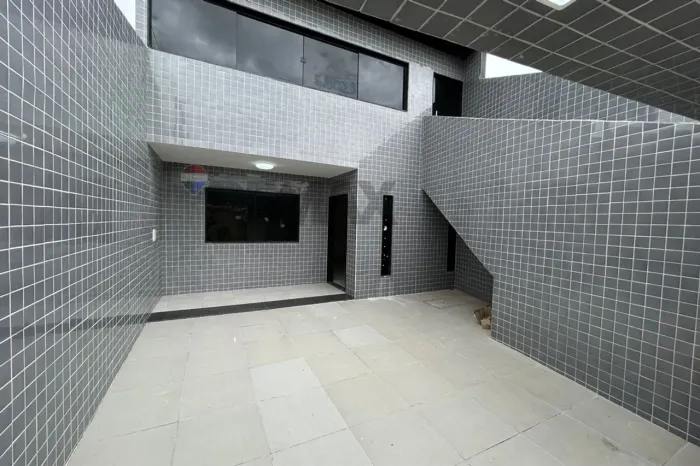 2 CASAS INDEPENDENTES A 5 MIN DA UFAPE | ÓTIMO PARA INVESTIMENTO no bairro Aloísio Pinto e