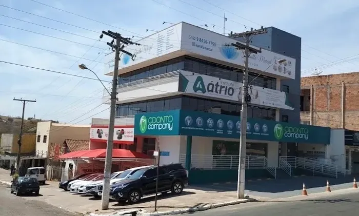 Aluga-se sala comercial