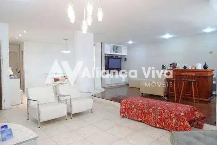 Ipanema | Apartamento 5 quartos, sendo 1 suite