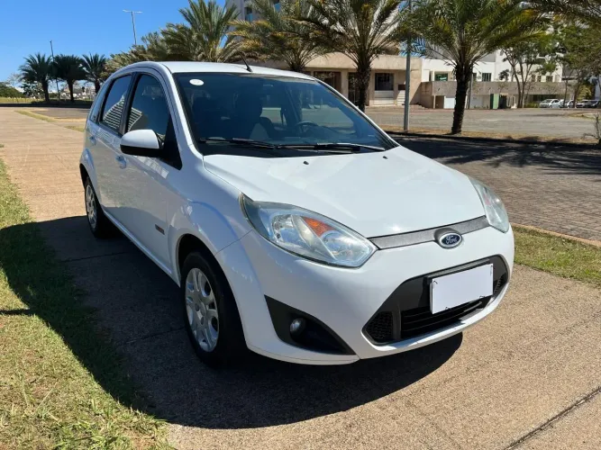 Ford Fiesta 1.6 8V Flex/class 1.6 8V Flex 5P 2013