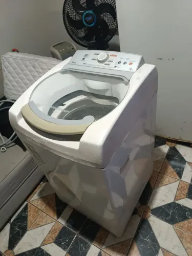 Maquina de lavar brastemp 9 kilos funcionando
