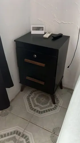 Mesa De Cabeceira Com Chave 70 Cm De Altura 2 Gavetas Preto Clique Moveis G2 Criado Mudo